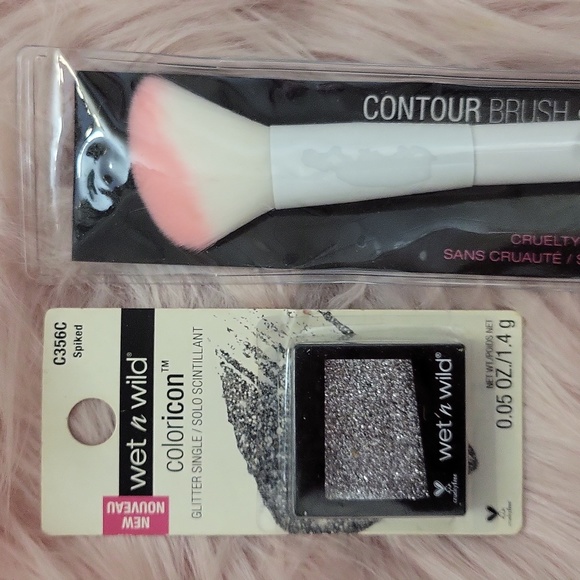 Brand New BUNDLE WET N WILD  MAKE-UP-3CT. - Picture 3 of 4